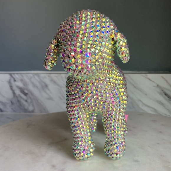 Rhinestone Dog - Picture 5 of 17